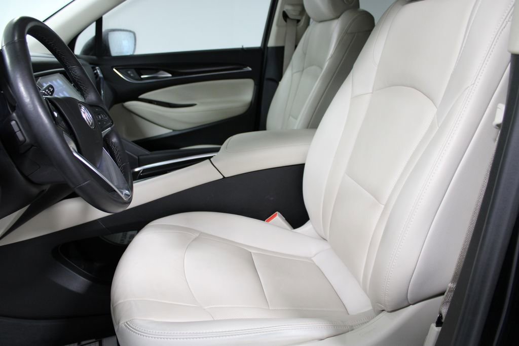 Used 2024 Buick Enclave Essence w/ Sport Touring Edition image 21