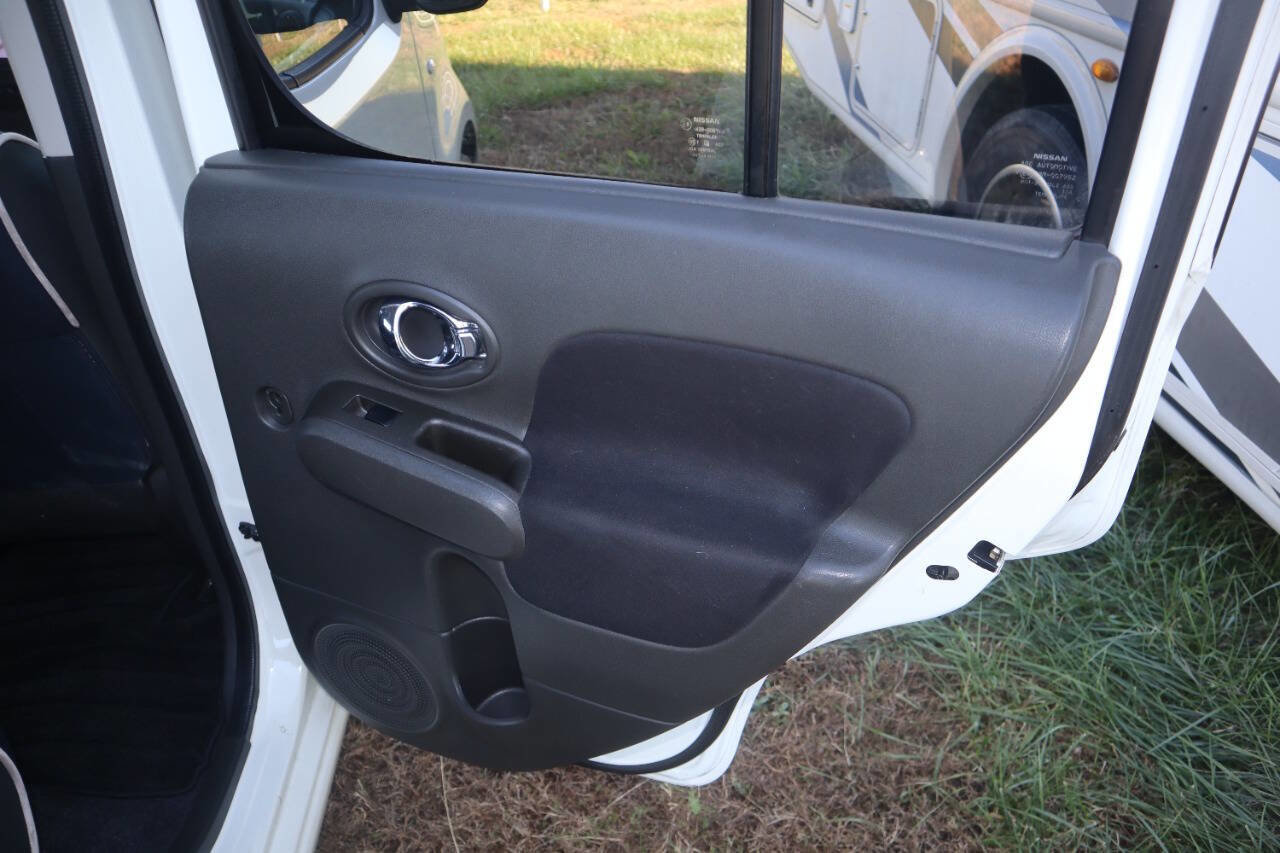 Used 2012 Nissan Cube 1.8 S w/ Indigo Limited Edition Pkg image 14