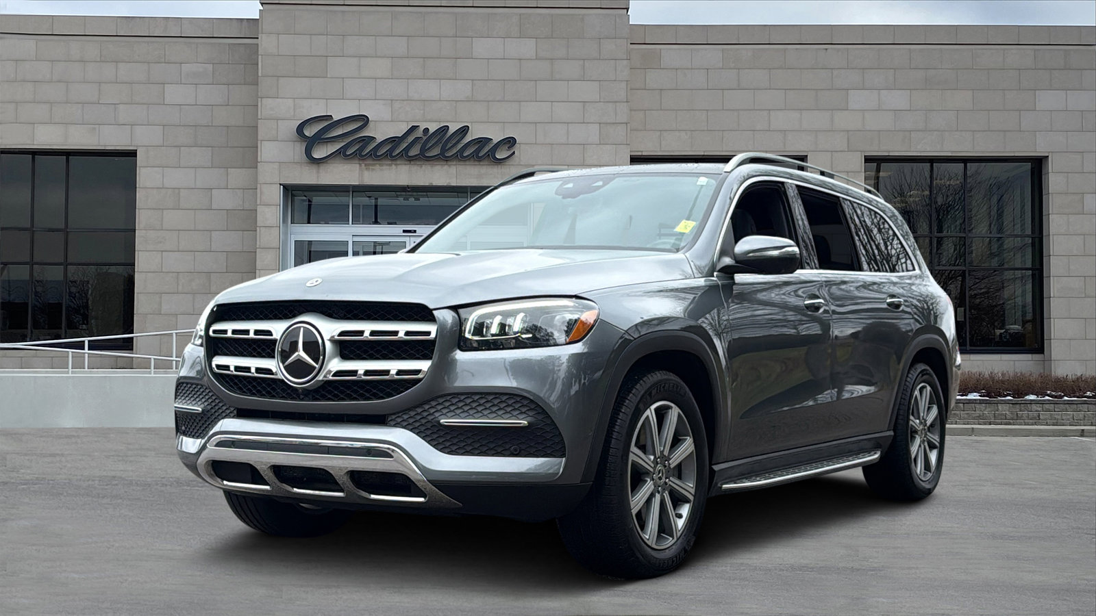 Used 2020 Mercedes-Benz GLS 450 4MATIC image 5