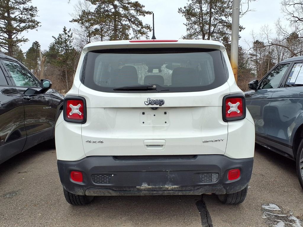 Used 2022 Jeep Renegade Sport image 6