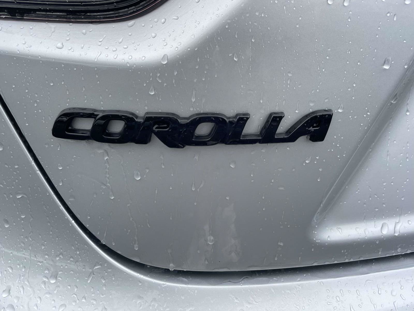Used 2026 Toyota Corolla LE FWD image 9