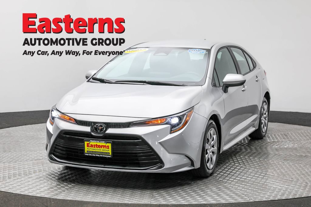 Used 2024 Toyota Corolla LE video 1