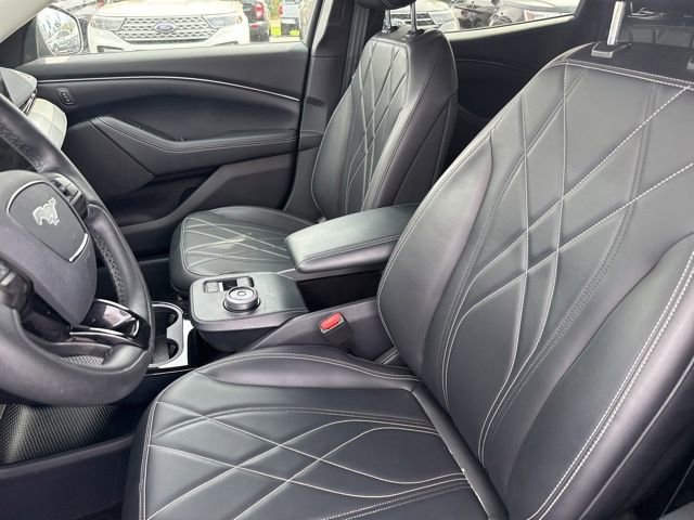 Used 2021 Ford Mustang Mach-E Select image 18