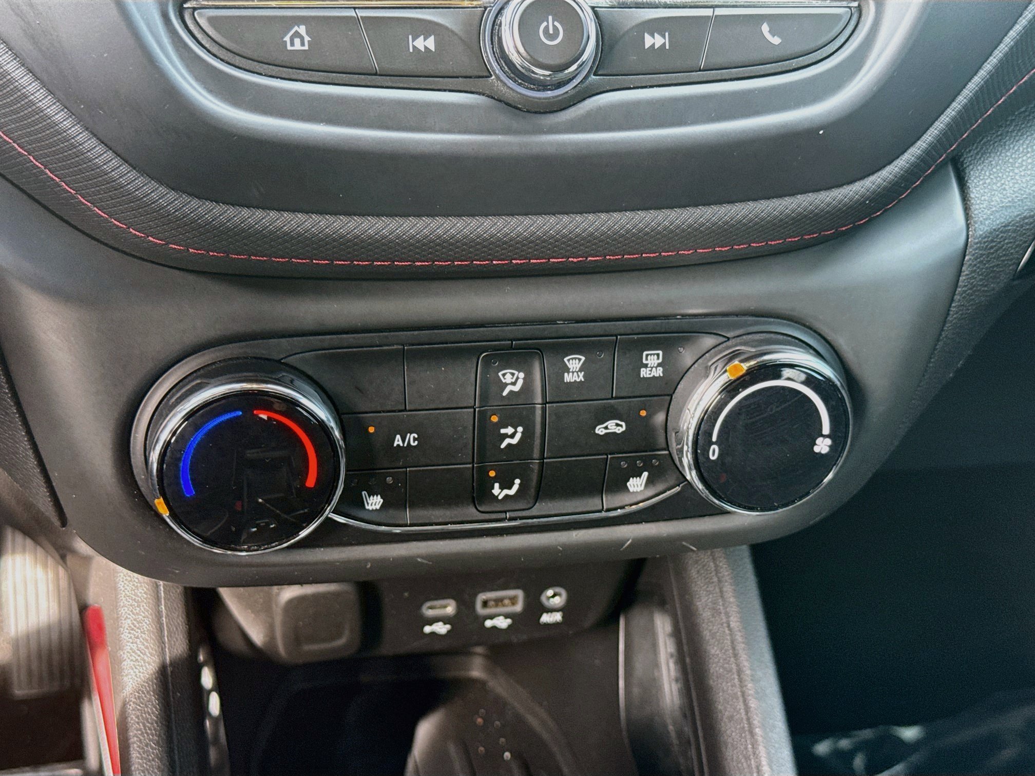 Used 2022 Chevrolet TrailBlazer RS FWD image 15