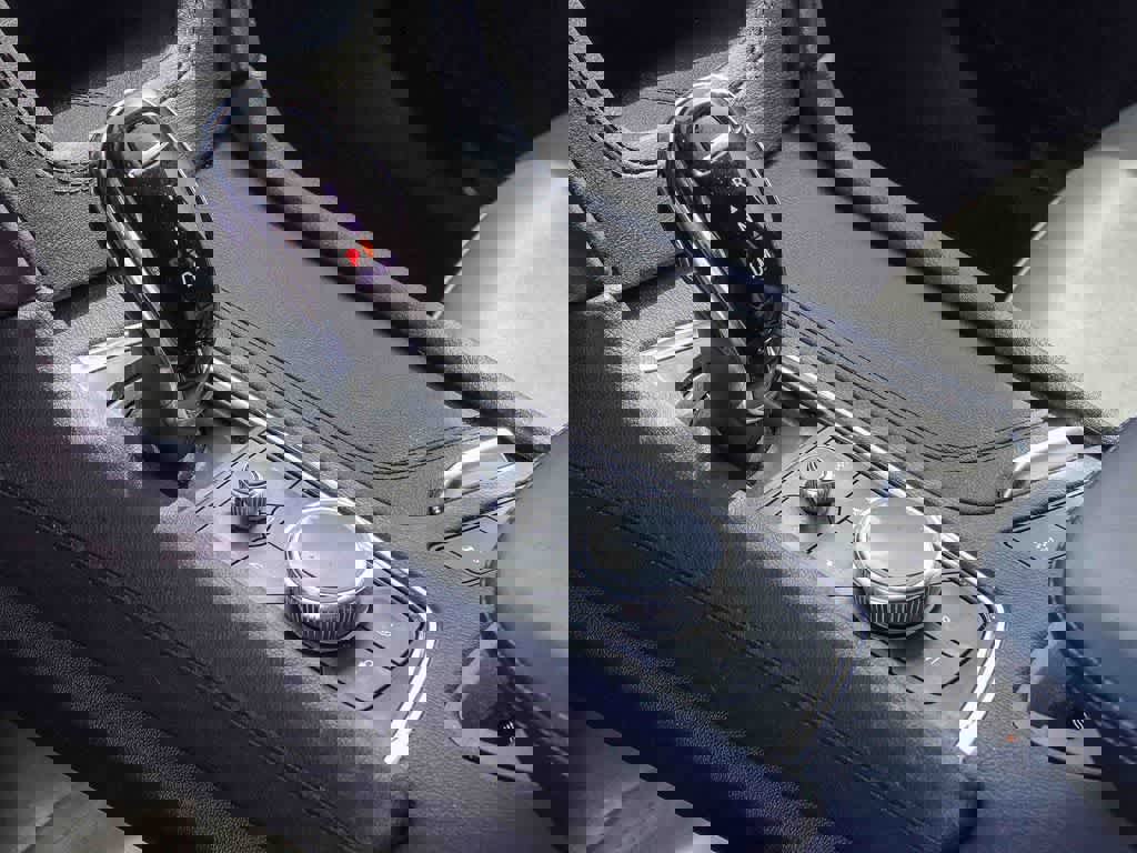 Used 2023 Cadillac XT5 Premium Luxury w/ Technology Package image 17