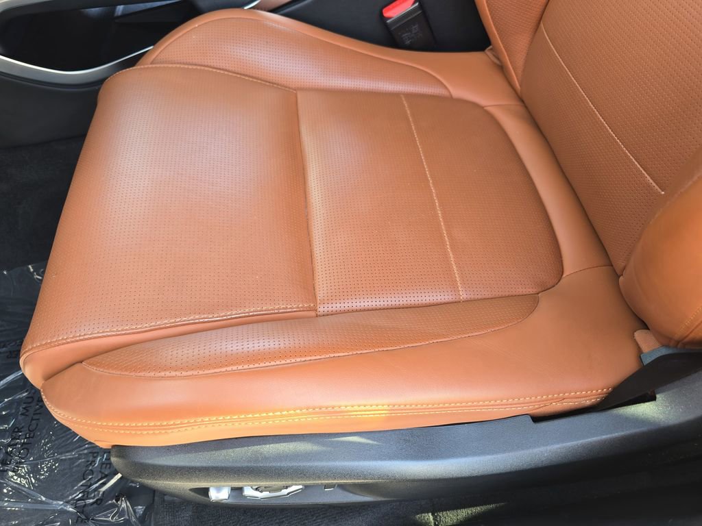 Used 2025 Jaguar F-PACE R-Dynamic S image 29