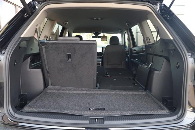 New 2026 Volkswagen Atlas SE image 8
