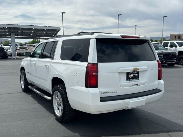 Used 2015 Chevrolet Suburban LT w/ Luxury Package image 22
