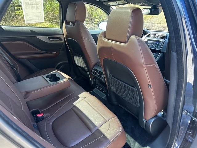 Used 2017 Jaguar F-PACE S image 21