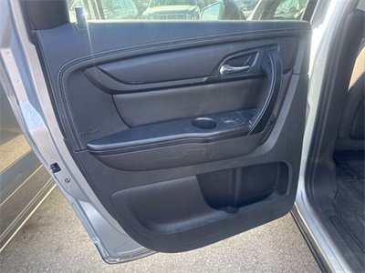 Used 2016 Chevrolet Traverse LT image 10