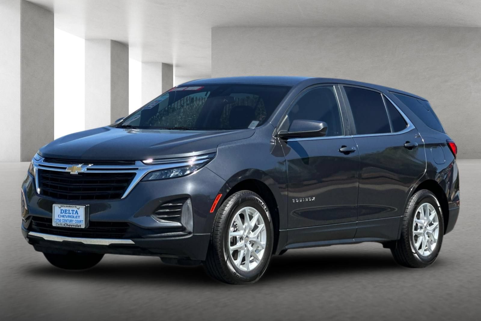 Used 2023 Chevrolet Equinox LT FWD image 8