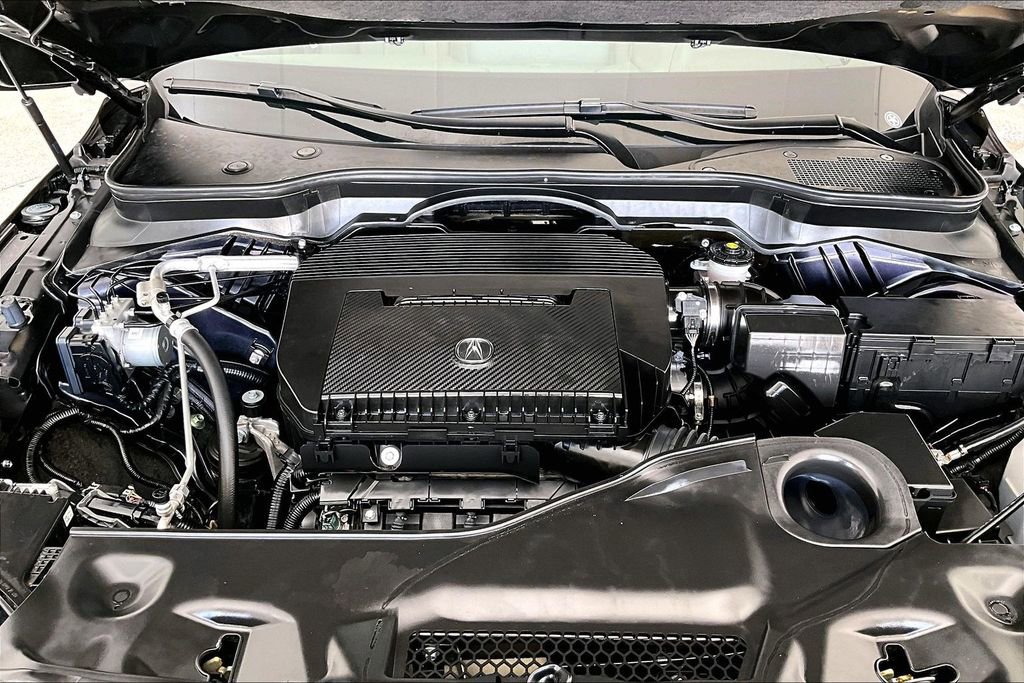 Certified 2024 Acura MDX FWD w/ Technology Package image 12