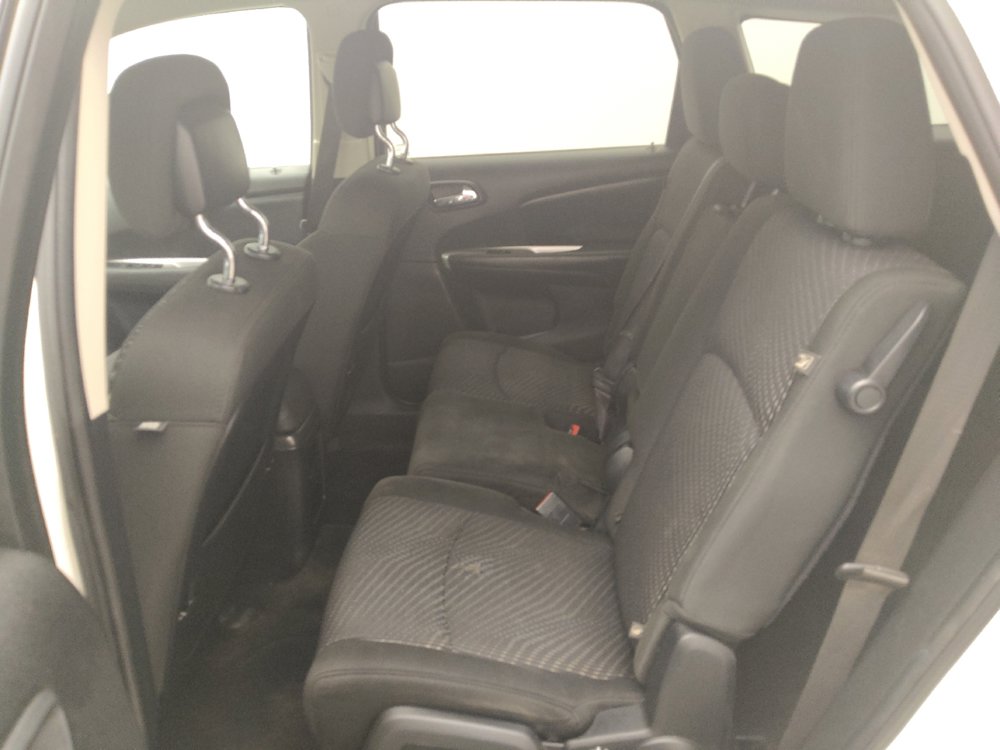 Used 2020 Dodge Journey SE w/ SE Popular Equipment Group FWD image 18