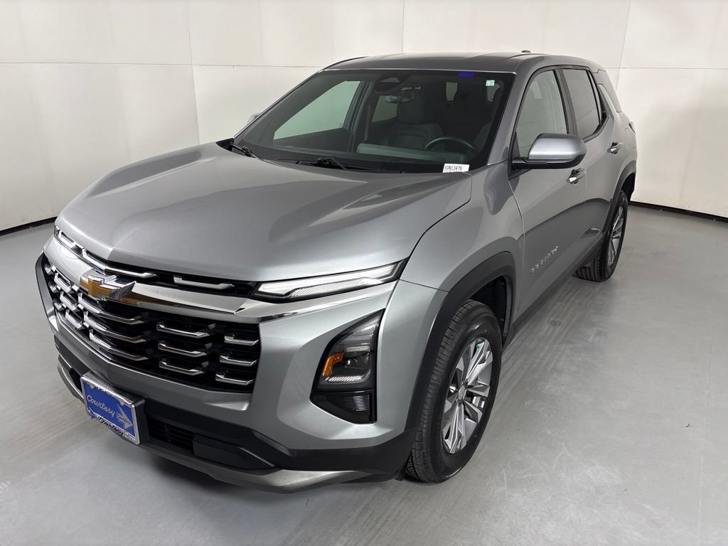 Used 2025 Chevrolet Equinox LT AWD/4WD image 4