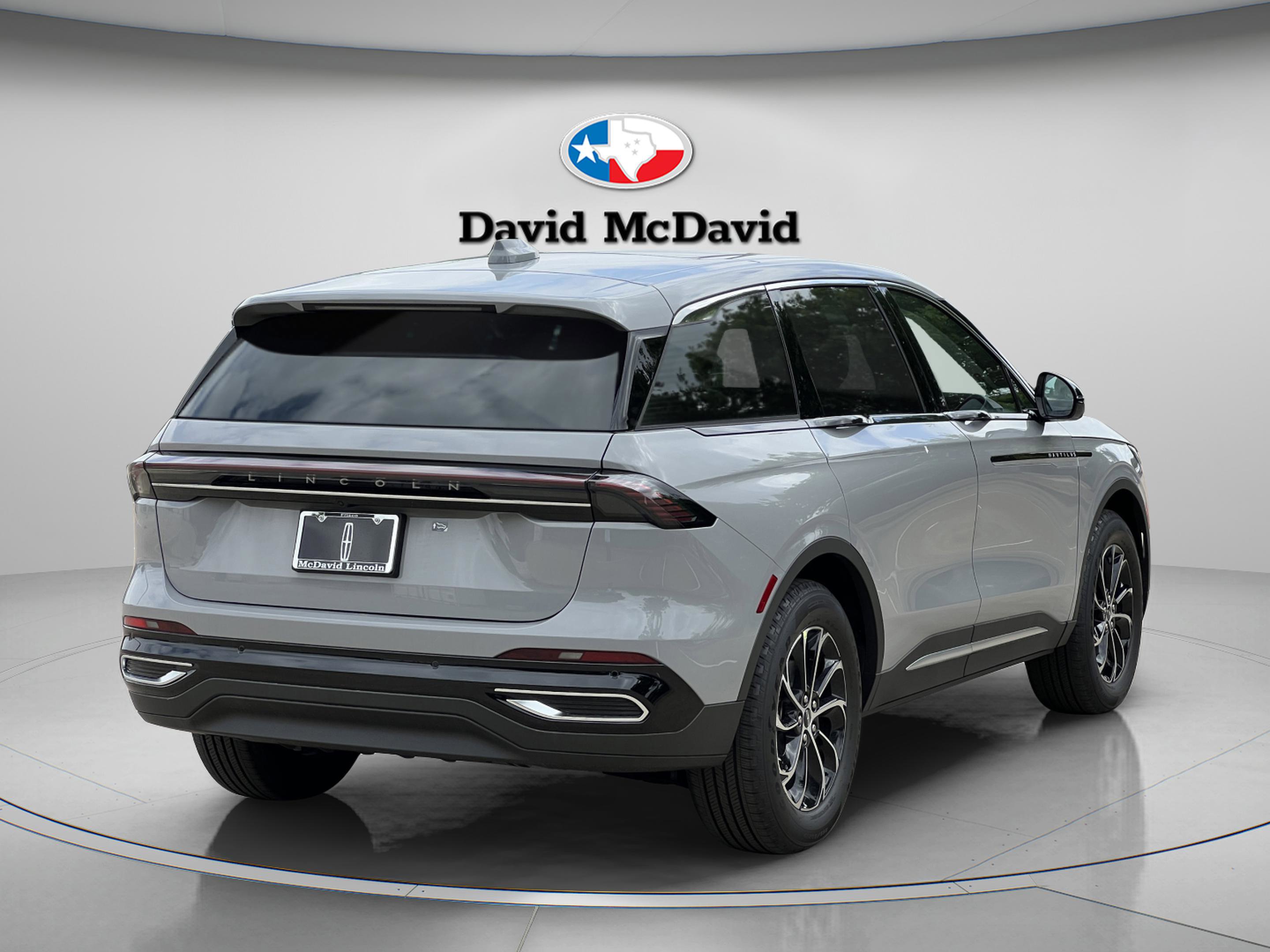 New 2026 Lincoln Nautilus Premier w/ Equipment Group 102A AWD/4WD image 7