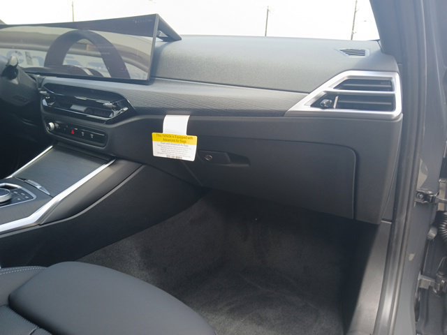New 2026 BMW 330i Sedan w/ M Sport Package RWD image 15
