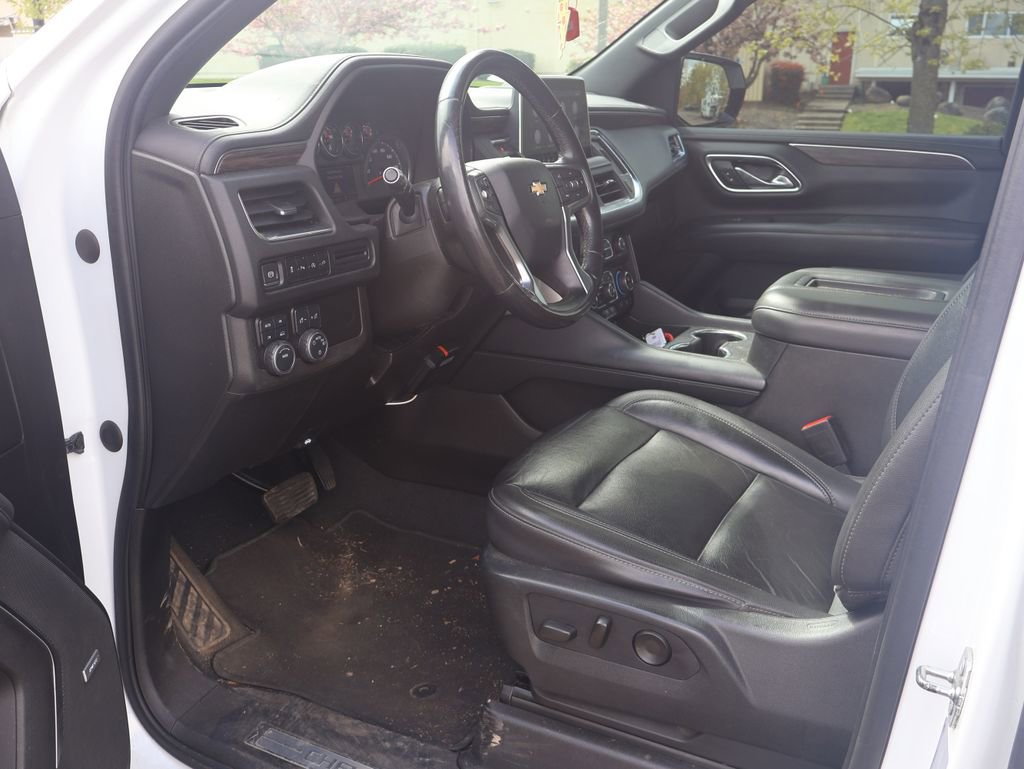 Used 2021 Chevrolet Suburban LT AWD/4WD image 4