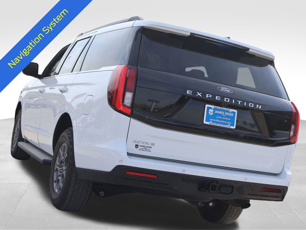 Certified 2025 Ford Expedition Active image 4