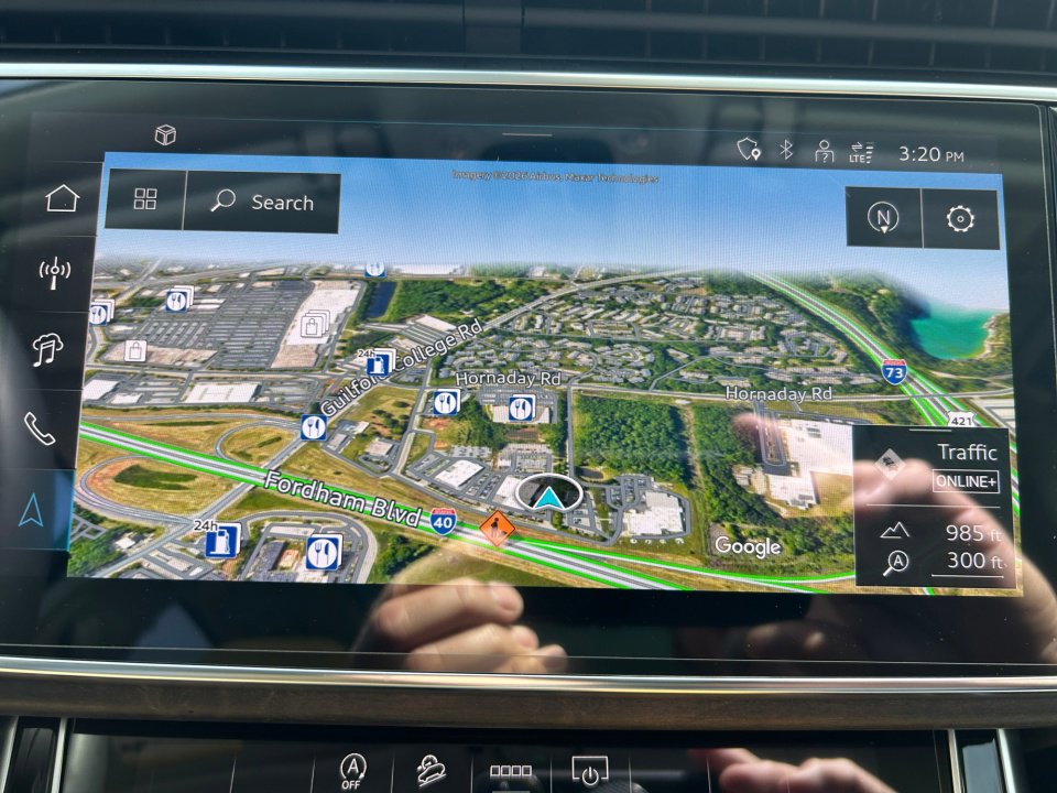 Certified 2025 Audi Q7 3.0T Premium Plus image 17