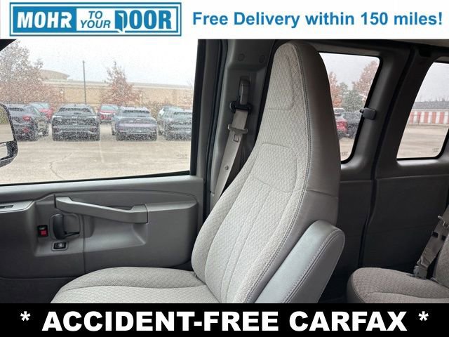 Used 2017 Chevrolet Express 3500 LT w/ LT Preferred Equipment Group image 26