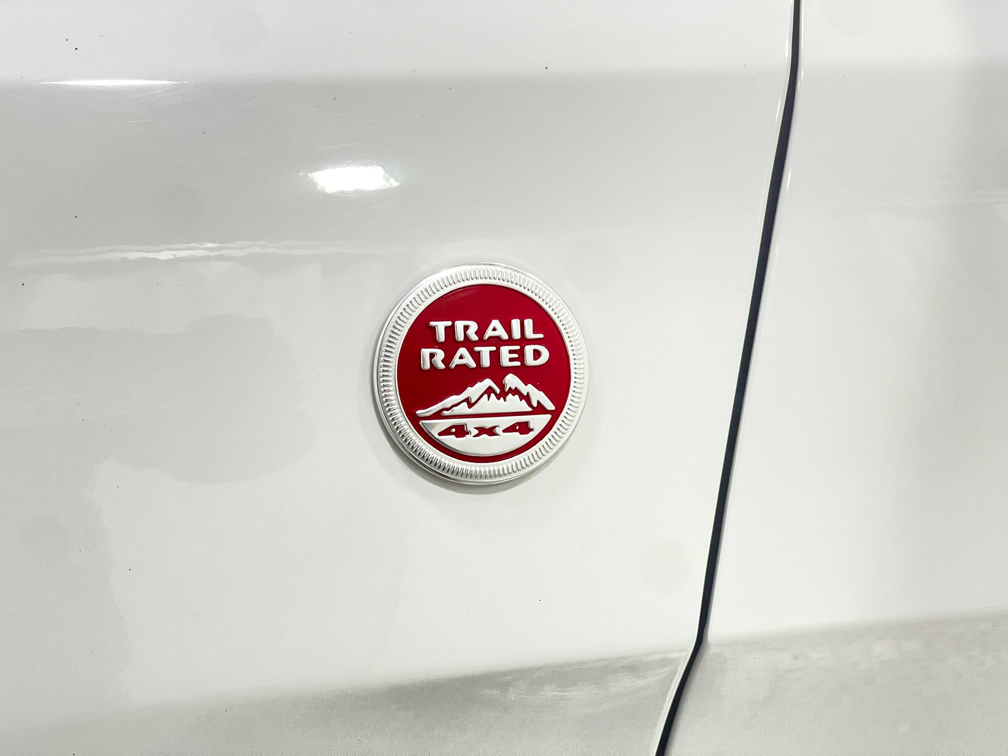 Used 2019 Jeep Grand Cherokee Trailhawk AWD/4WD image 41