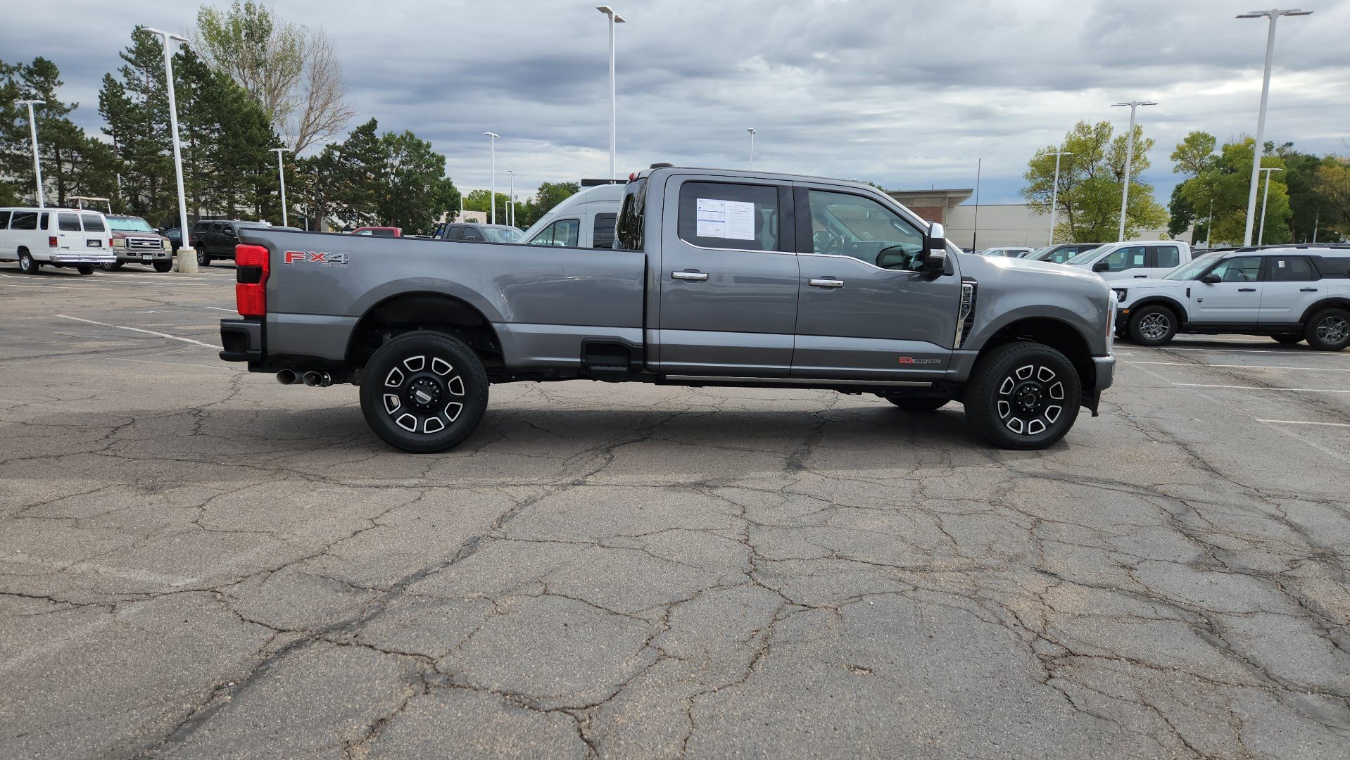 Used 2024 Ford F350 Platinum AWD/4WD image 12