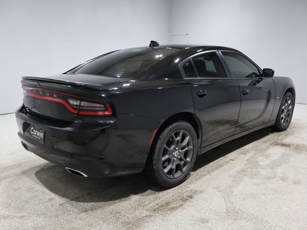 Used 2018 Dodge Charger GT image 2