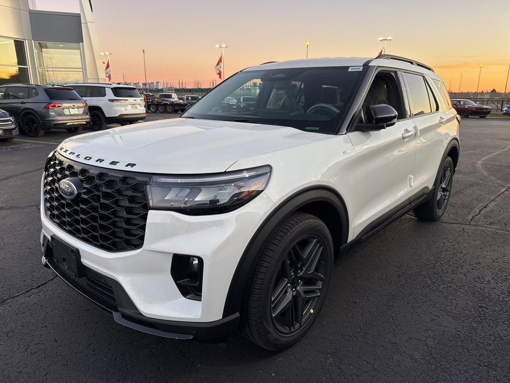 New 2026 Ford Explorer ST-Line w/ ST-Line Street Pack