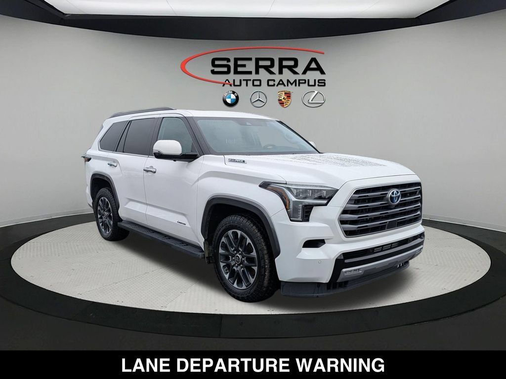 Used 2023 Toyota Sequoia Limited w/ Tow Technology Package AWD/4WD image 15