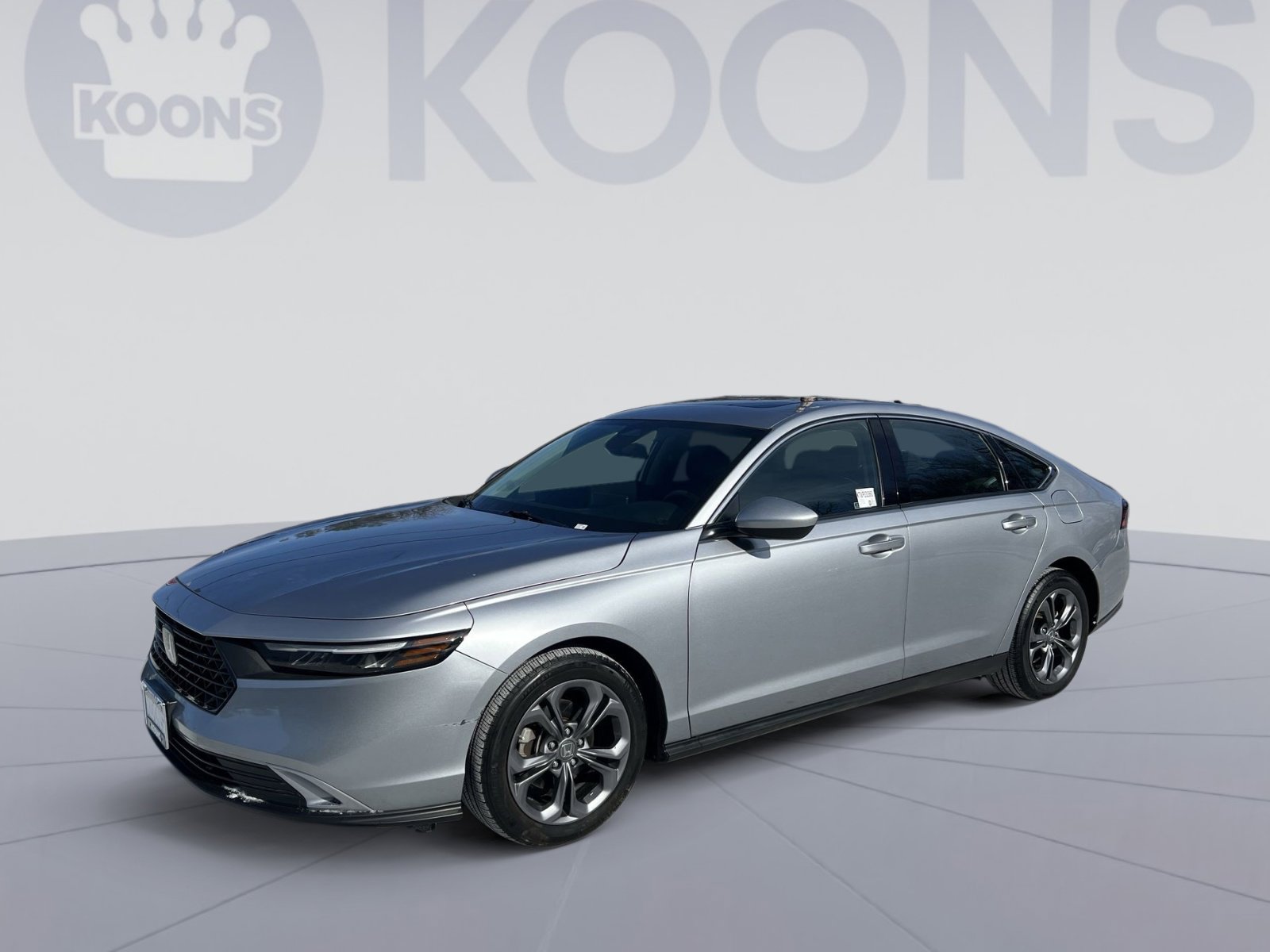 Used 2023 Honda Accord EX image 1