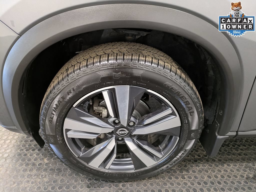 Used 2023 Nissan Rogue SL AWD/4WD image 7