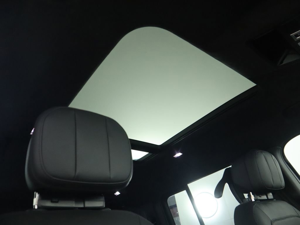 New 2026 Land Rover Defender 130 V8 image 19