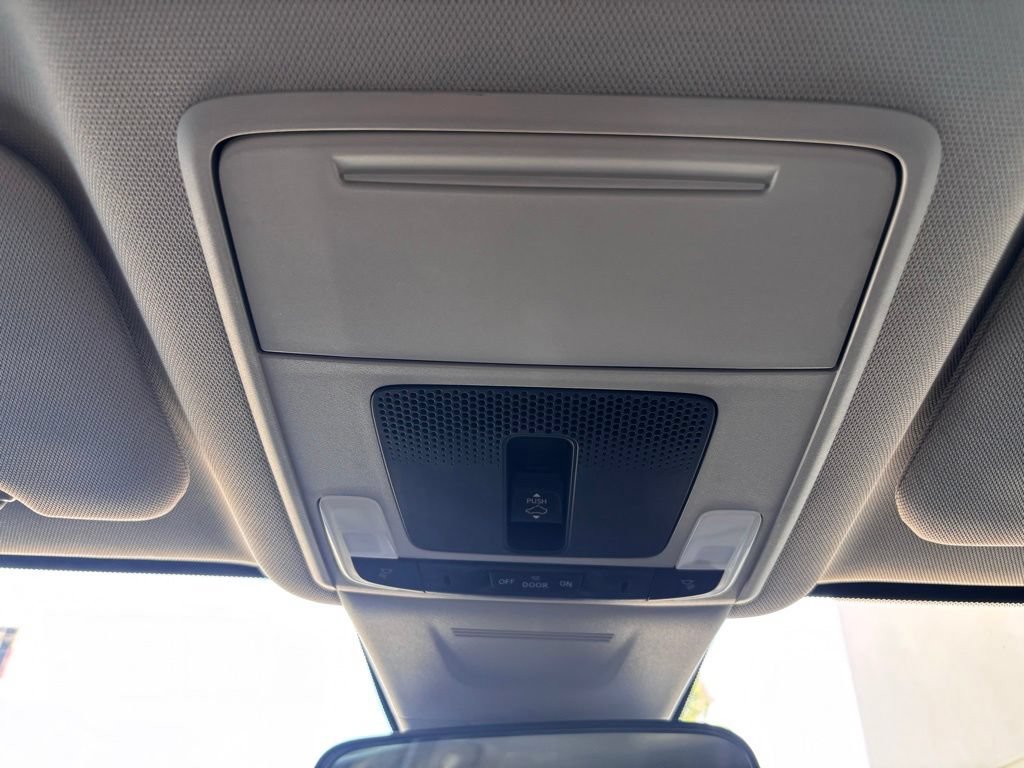Used 2026 Honda CR-V EX image 27