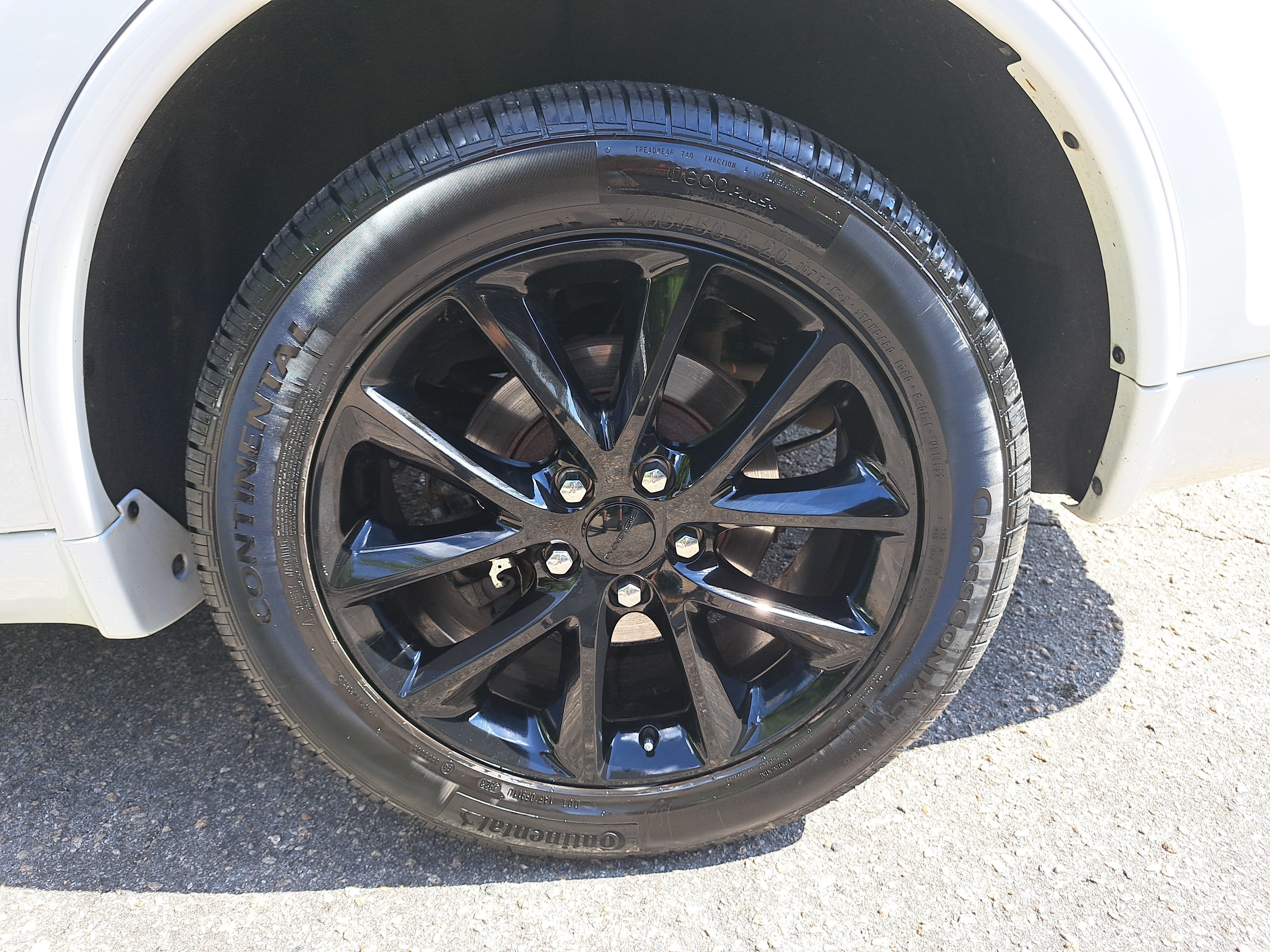 Used 2017 Dodge Durango R/T w/ Technology Group AWD/4WD image 36