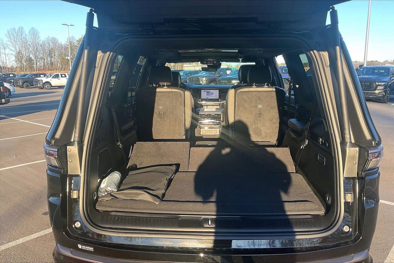 New 2026 Jeep Grand Wagoneer Limited AWD/4WD image 28