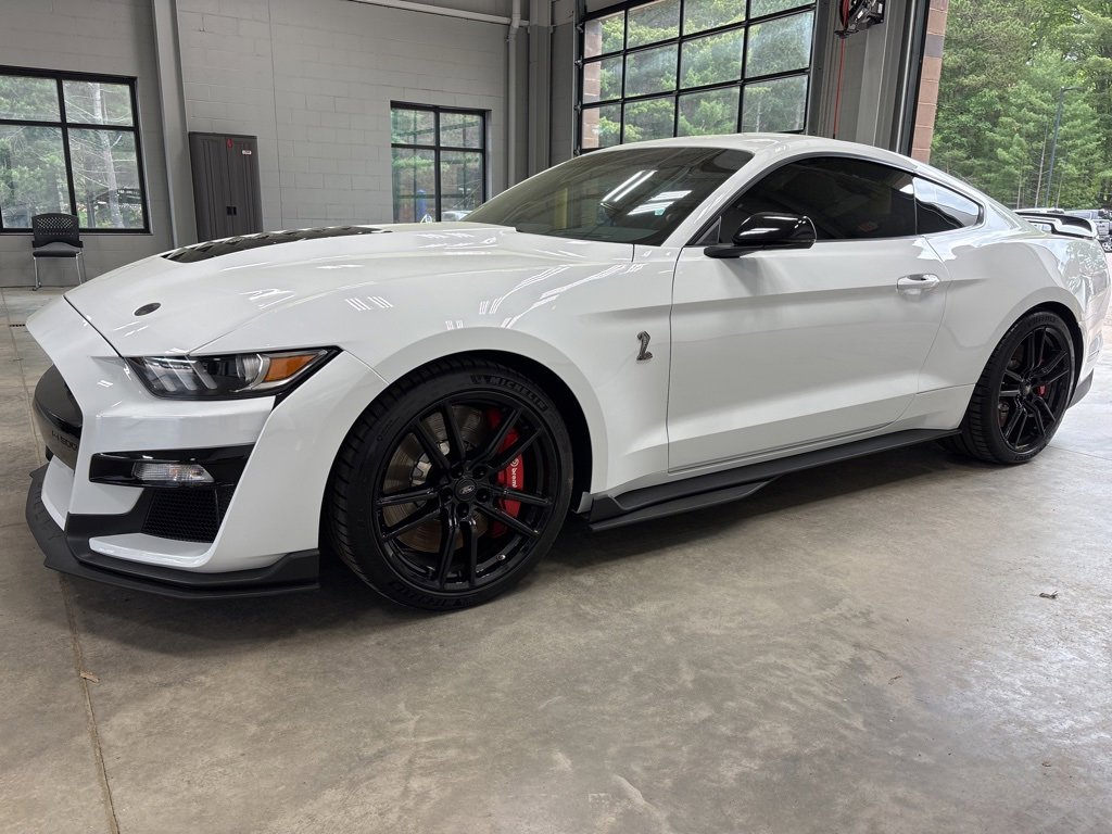Used 2022 Ford Mustang Shelby GT500 w/ Technology Package image 4