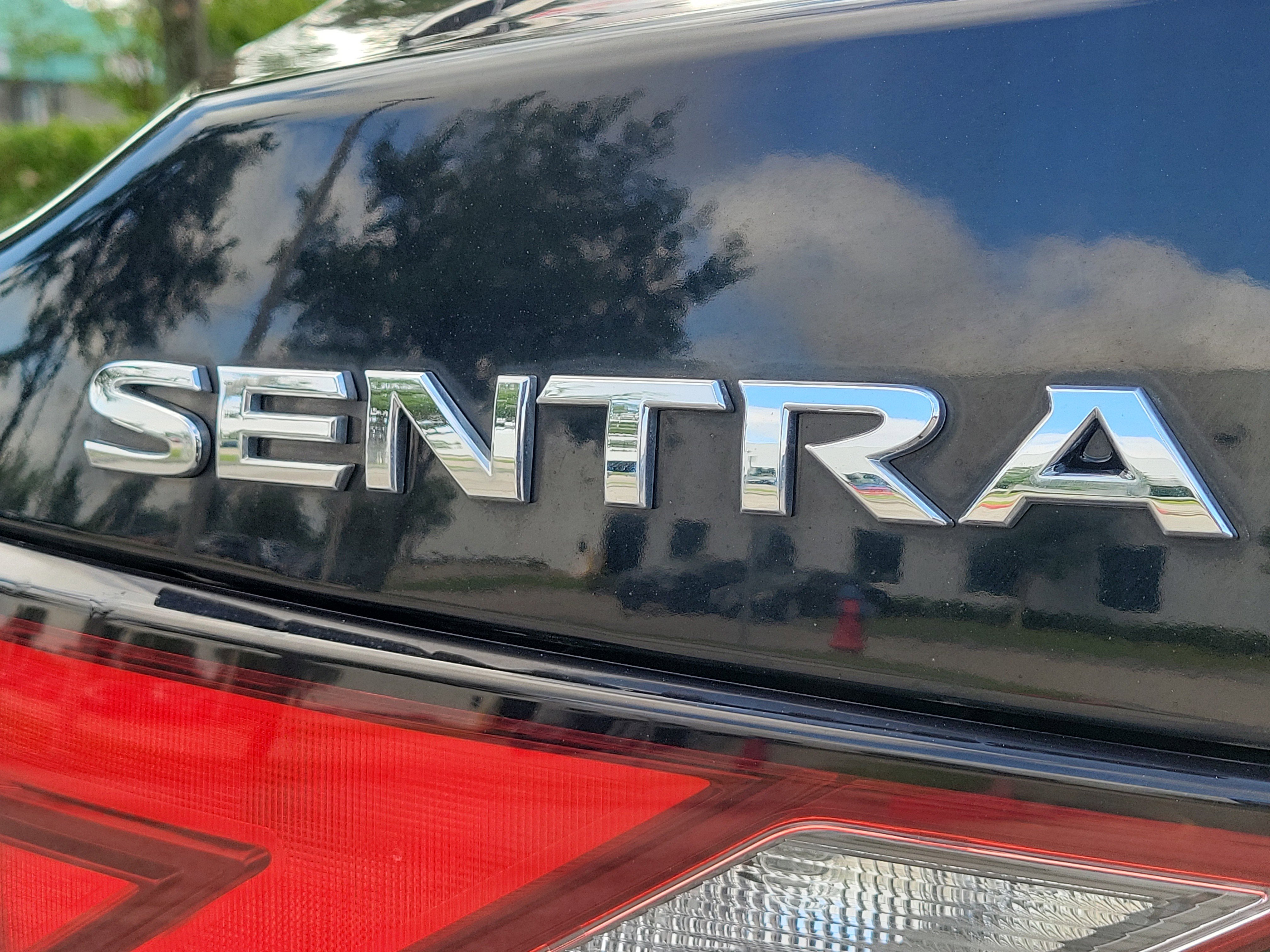 Certified 2020 Nissan Sentra S FWD image 11