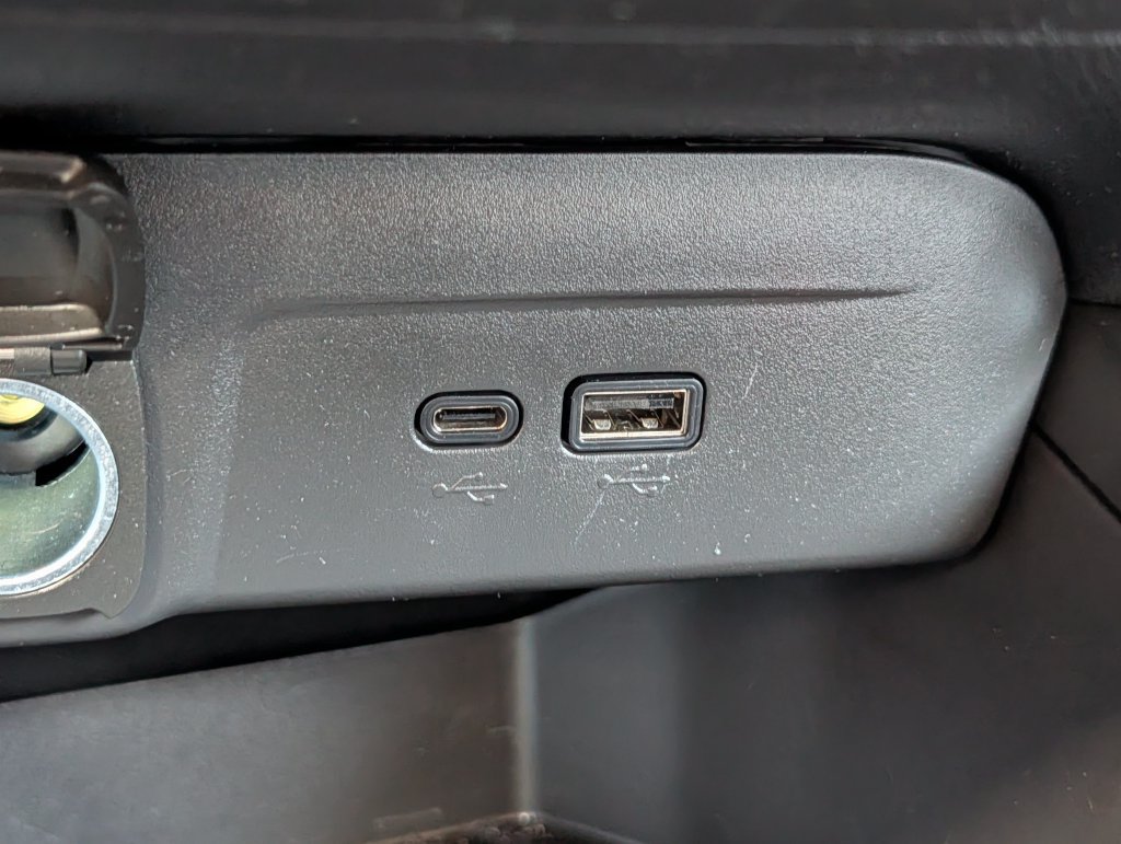 Used 2025 Chevrolet Trax LS w/ Driver Confidence Package FWD image 27