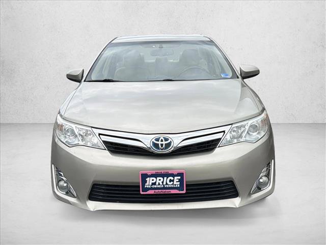 Used 2014 Toyota Camry XLE FWD image 2