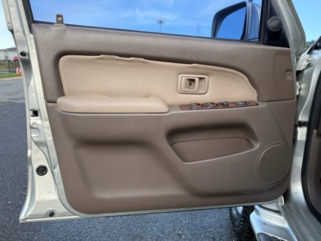 Used 1999 Toyota 4Runner Limited image 9