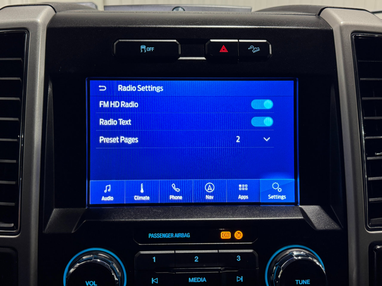 Used 2021 Ford F250 Lariat w/ Lariat Value Package image 51