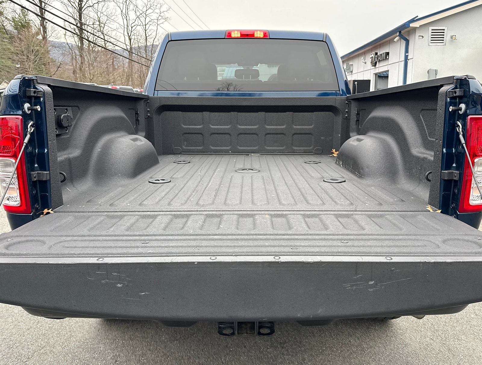 Used 2024 RAM 2500 Tradesman w/ Chrome Appearance Group image 16
