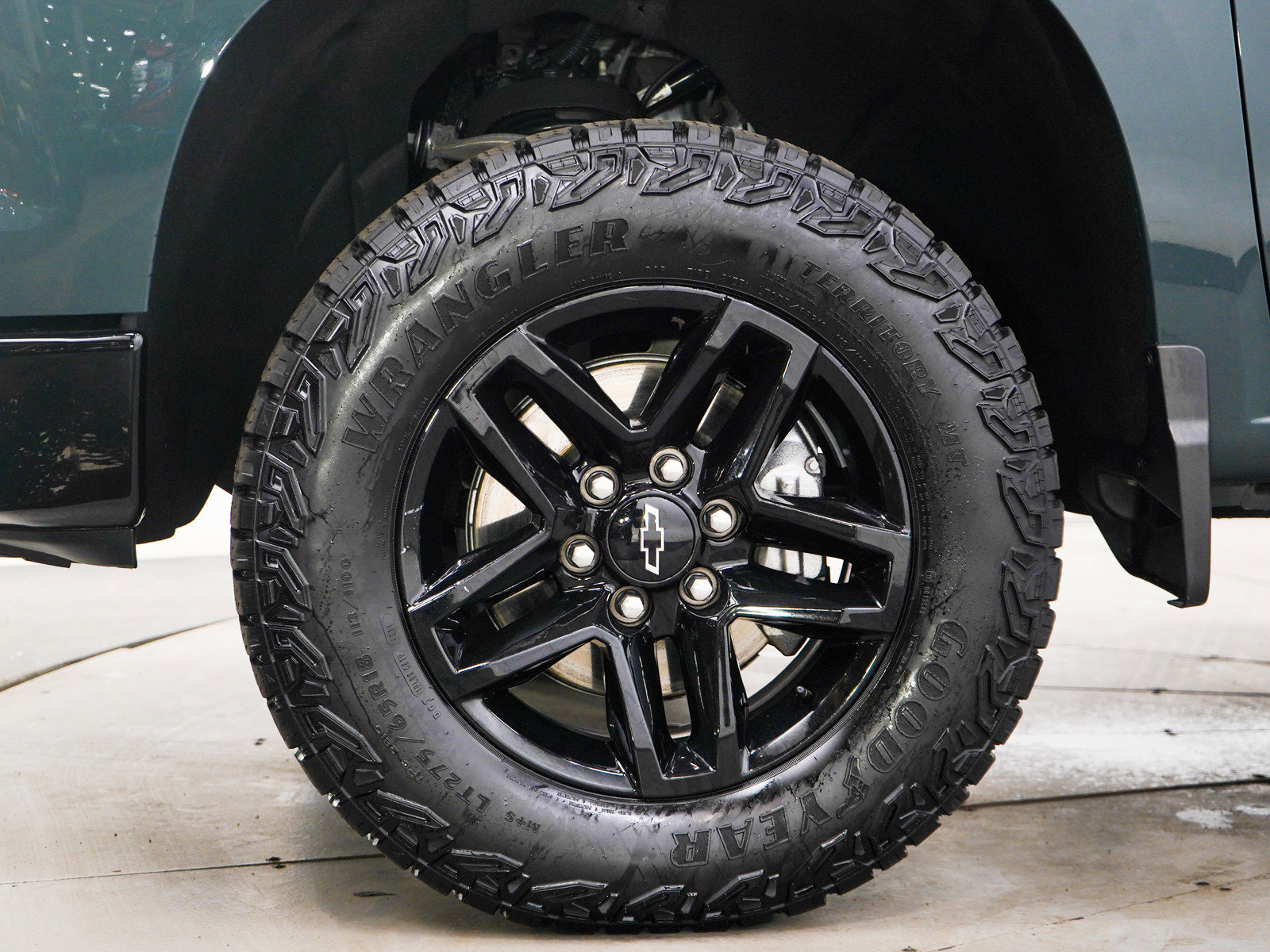 Used 2025 Chevrolet Silverado 1500 LT Trail Boss w/ LT Trail Boss Premium Package image 28