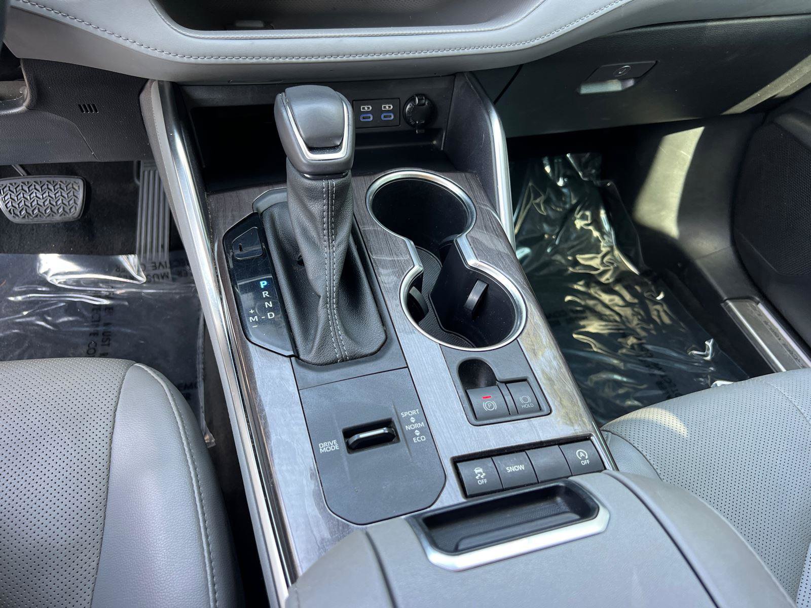 Used 2022 Toyota Highlander Limited image 33