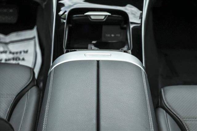 Certified 2026 Mercedes-Benz C 300 4MATIC Sedan image 19