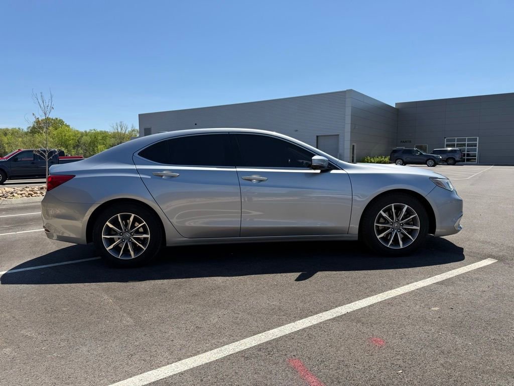 Used 2018 Acura TLX image 6
