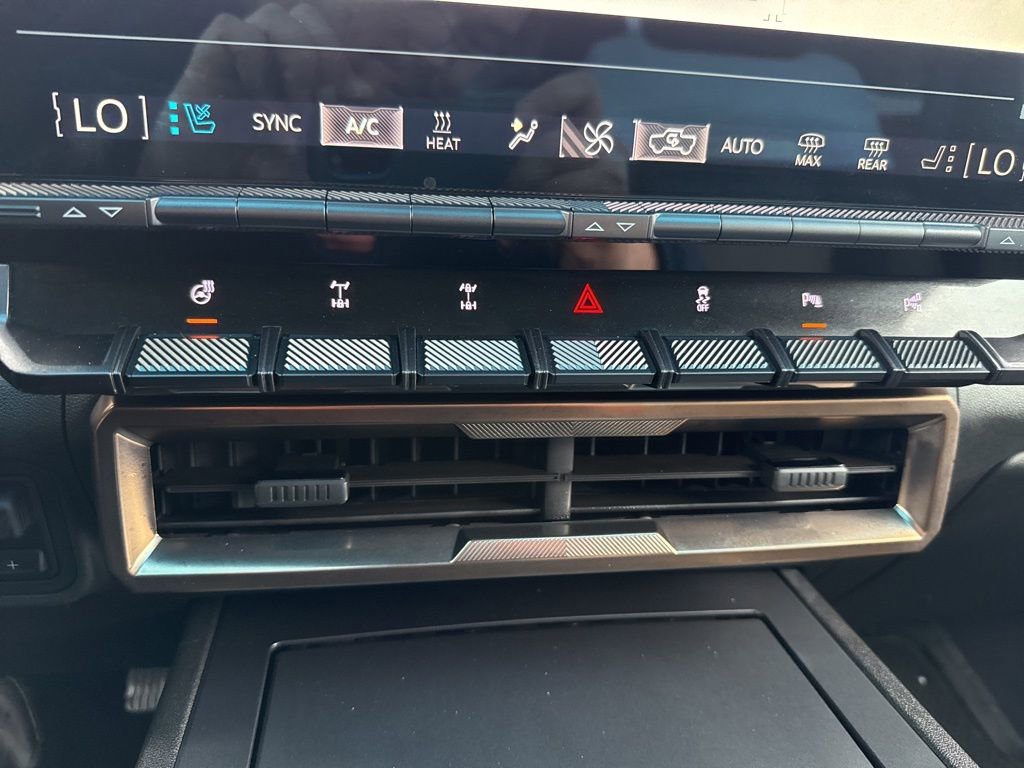 Used 2024 GMC Hummer EV 3X w/ Omega Edition image 44