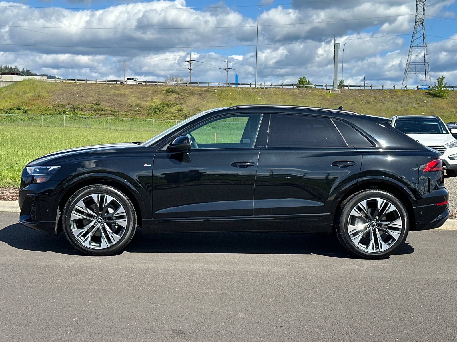 New 2026 Audi Q8 Premium Plus AWD/4WD image 6
