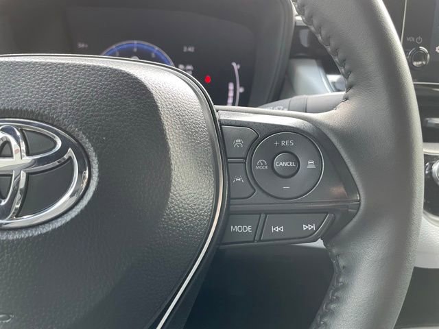 Used 2026 Toyota Corolla SE image 15