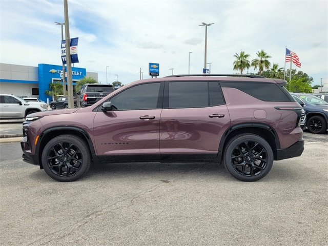 Used 2025 Chevrolet Traverse RS w/ LPO, Floor Liner Package image 4